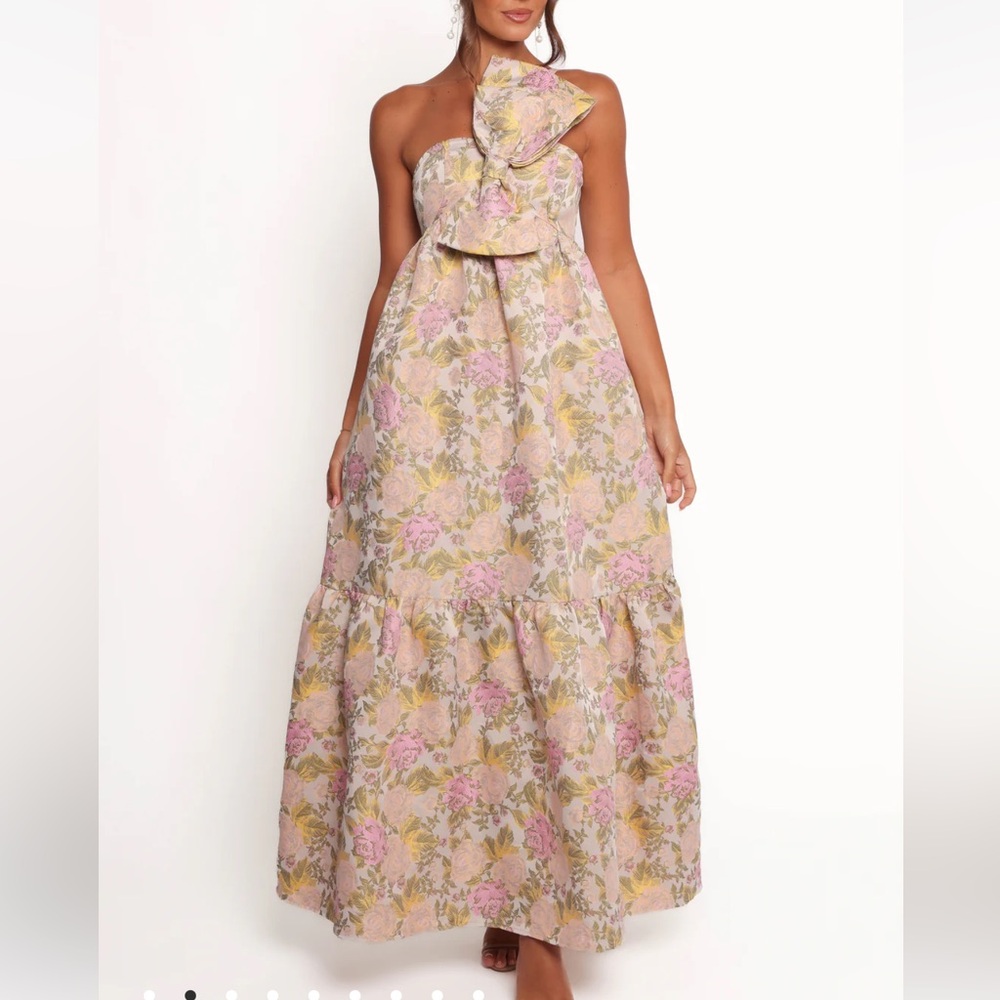 Petal & Pup One Shoulder Floral Maxi Dress - Picture 3 of 3